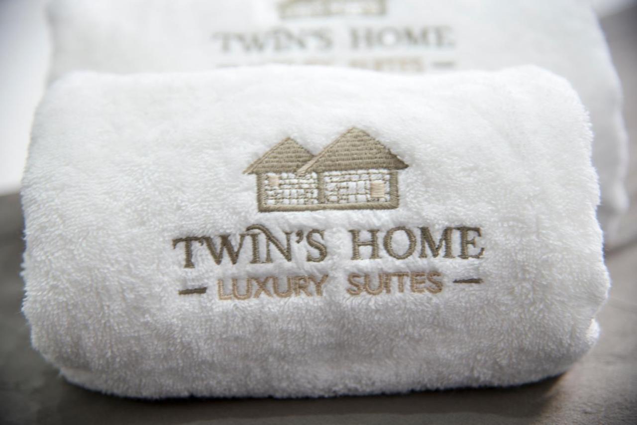 Twin's Luxury * Αλικιανός