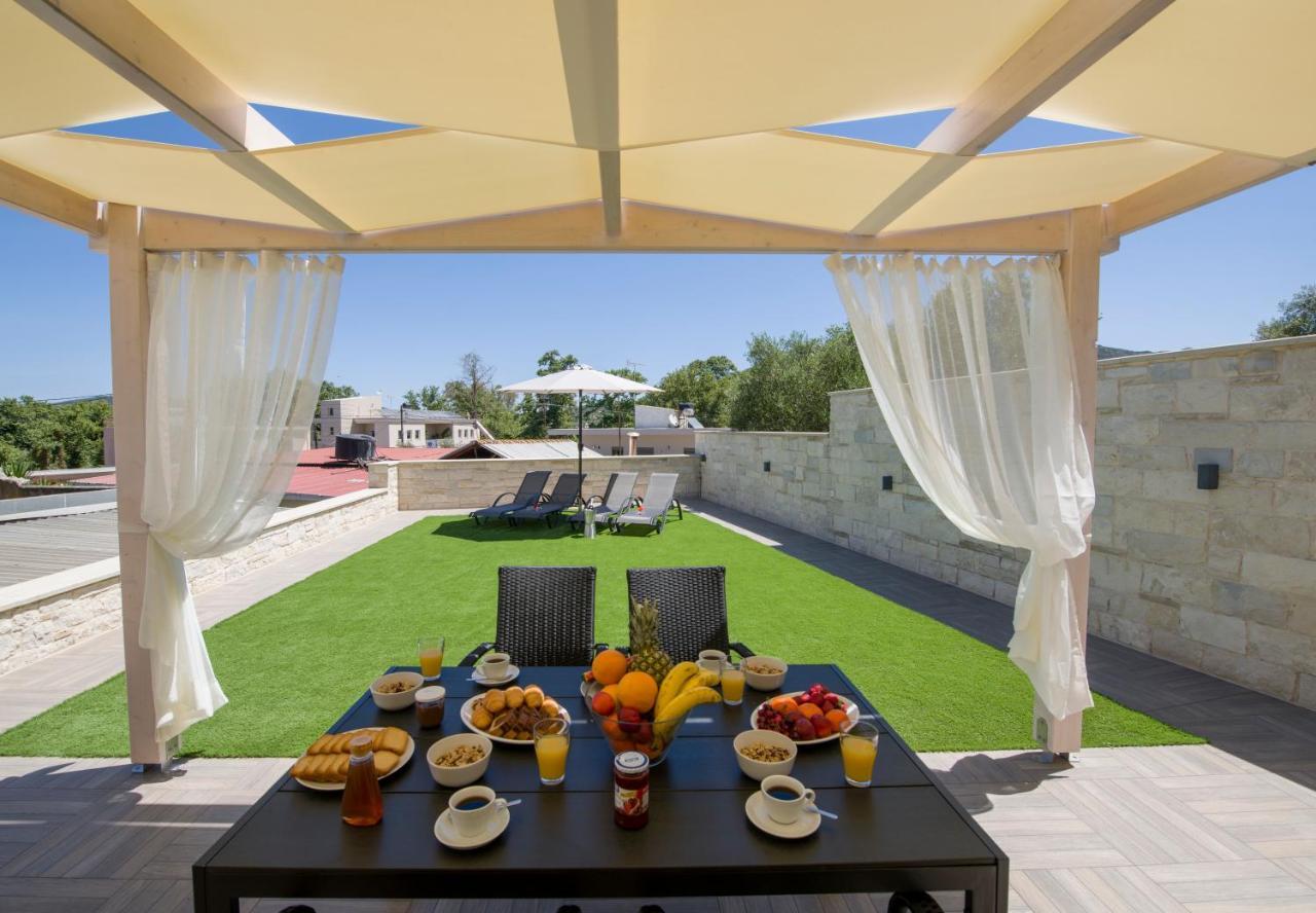 Twin's Luxury Αλικιανός